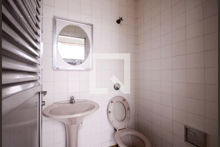 Casa à venda com 333m², 4 quartos e 2 vagas Casa à venda com 333m², 4 quartos e 2 vagasLavabo