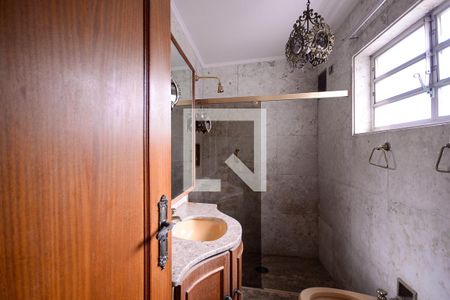 Casa à venda com 333m², 4 quartos e 2 vagas Casa à venda com 333m², 4 quartos e 2 vagasBanheiro do Quarto 3