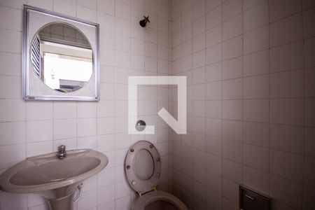 Casa à venda com 333m², 4 quartos e 2 vagas Casa à venda com 333m², 4 quartos e 2 vagasLavabo