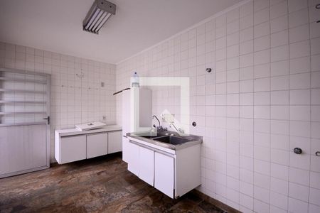 Casa à venda com 333m², 4 quartos e 2 vagas Casa à venda com 333m², 4 quartos e 2 vagasEdicula - Cozinha