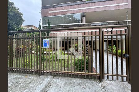 Apartamento à venda com 82m², 3 quartos e 1 vaga Apartamento à venda com 82m², 3 quartos e 1 vagaPlaquinha