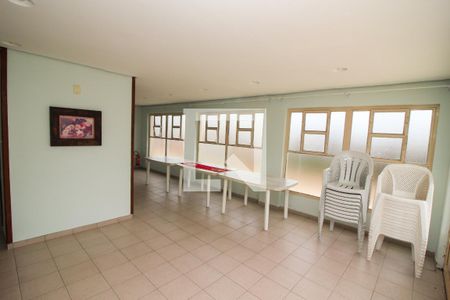 Apartamento à venda com 105m², 2 quartos e 2 vagas Apartamento à venda com 105m², 2 quartos e 2 vagasÁrea comum - Salão de festas