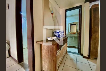 Casa à venda com 209m², 3 quartos e 2 vagas