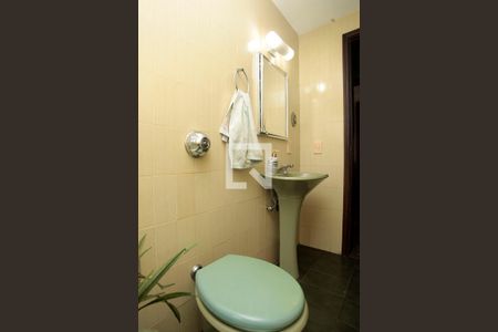 Apartamento à venda com 159m², 3 quartos e 1 vagaBanheiro 2