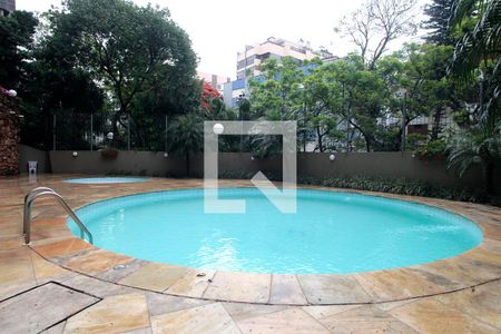 Apartamento à venda com 159m², 3 quartos e 1 vagaÁrea Comum - Piscina