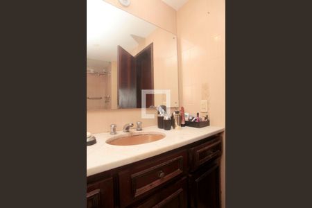 Apartamento à venda com 159m², 3 quartos e 1 vagaBanheiro Quarto 1 Suíte