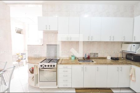 Apartamento à venda com 129m², 2 quartos e 1 vaga Apartamento à venda com 129m², 2 quartos e 1 vagaCozinha