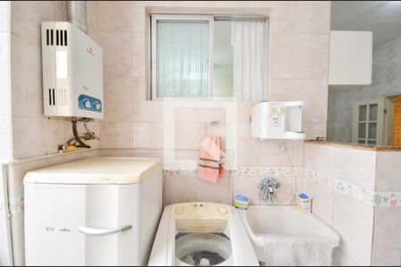 Apartamento à venda com 129m², 2 quartos e 1 vaga Apartamento à venda com 129m², 2 quartos e 1 vagaÁrea de Serviço