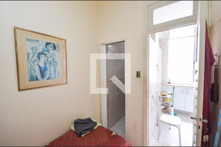 Apartamento à venda com 129m², 2 quartos e 1 vaga Apartamento à venda com 129m², 2 quartos e 1 vagaQuarto de Serviço