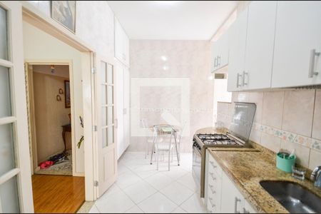 Apartamento à venda com 129m², 2 quartos e 1 vaga Apartamento à venda com 129m², 2 quartos e 1 vagaCozinha