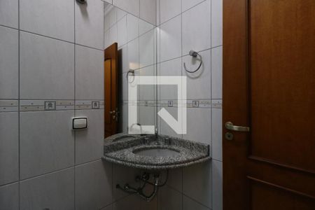 Casa à venda com 250m², 3 quartos e 4 vagasBanheiro Suíte 1