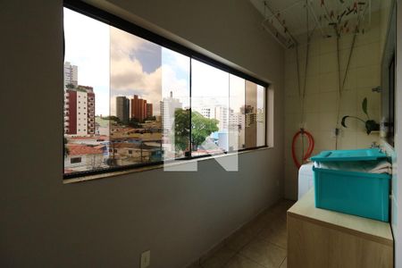 Casa à venda com 250m², 3 quartos e 4 vagasÁrea de Serviço