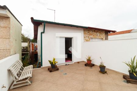 Casa à venda com 280m², 2 quartos e 2 vagas Casa à venda com 280m², 2 quartos e 2 vagasÁrea externa