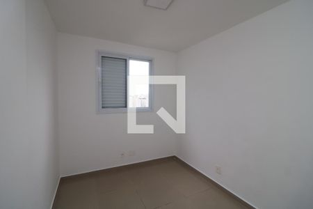 Quarto de apartamento para alugar com 2 quartos, 47m² em Vila Antonieta, São Paulo