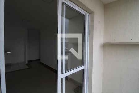 Varanda da Sala de apartamento para alugar com 2 quartos, 47m² em Vila Antonieta, São Paulo