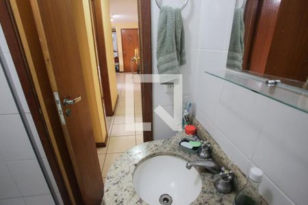 Apartamento à venda com 89m², 3 quartos e 1 vaga Apartamento à venda com 89m², 3 quartos e 1 vagaBanheiro Social