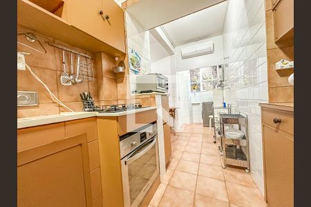 Apartamento à venda com 106m², 3 quartos e 1 vaga Apartamento à venda com 106m², 3 quartos e 1 vagaCozinha