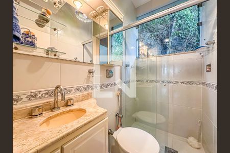 Apartamento à venda com 106m², 3 quartos e 1 vaga Apartamento à venda com 106m², 3 quartos e 1 vagaBanheiro