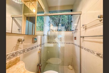 Apartamento à venda com 106m², 3 quartos e 1 vaga Apartamento à venda com 106m², 3 quartos e 1 vagaBanheiro