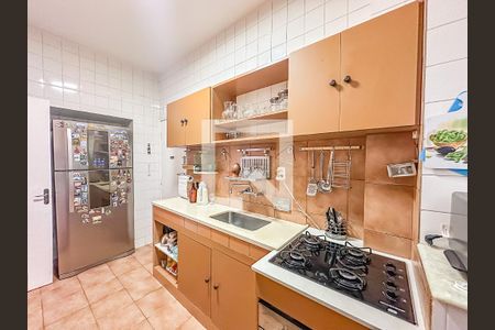 Apartamento à venda com 106m², 3 quartos e 1 vaga Apartamento à venda com 106m², 3 quartos e 1 vagaCozinha