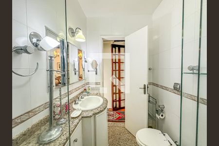Apartamento à venda com 106m², 3 quartos e 1 vaga Apartamento à venda com 106m², 3 quartos e 1 vagaBanheiro do Quarto 1