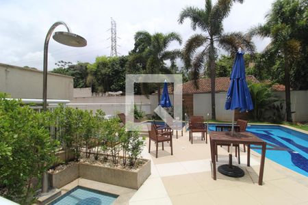 Apartamento à venda com 160m², 2 quartos e 2 vagasÁrea comum - Piscina