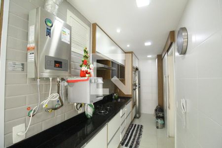 Apartamento à venda com 160m², 2 quartos e 2 vagasCozinha