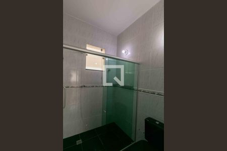 Casa à venda com 190m², 2 quartos e 4 vagas Casa à venda com 190m², 2 quartos e 4 vagasBanheiro Social