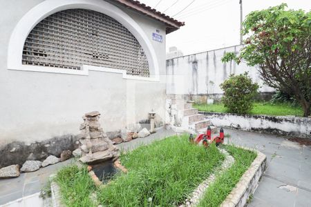 Casa para alugar com 180m², 2 quartos e 2 vagas Casa para alugar com 180m², 2 quartos e 2 vagasÁrea Externa