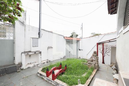 Casa para alugar com 180m², 2 quartos e 2 vagas Casa para alugar com 180m², 2 quartos e 2 vagasÁrea Externa