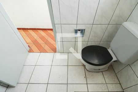 Casa para alugar com 180m², 2 quartos e 2 vagas Casa para alugar com 180m², 2 quartos e 2 vagasBanheiro da Suíte - Casa 2