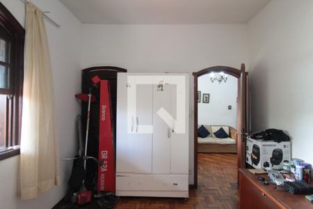 Casa à venda com 435m², 4 quartos e 3 vagasQuarto 4