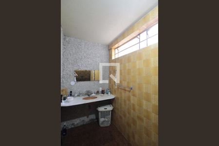 Casa à venda com 435m², 4 quartos e 3 vagasBanheiro da Suite