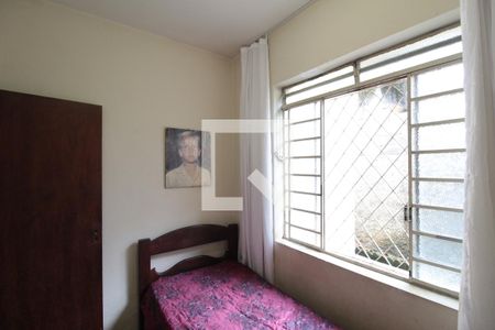 Casa à venda com 435m², 4 quartos e 3 vagasQuarto 2