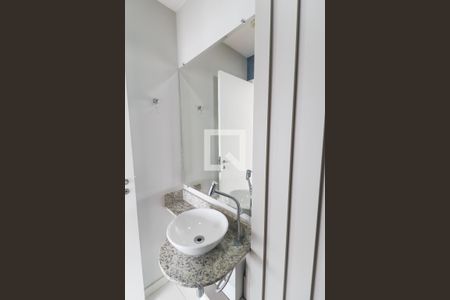 Apartamento à venda com 190m², 4 quartos e 5 vagas Apartamento à venda com 190m², 4 quartos e 5 vagasBanheiro