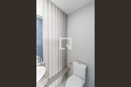 Apartamento à venda com 190m², 4 quartos e 5 vagas Apartamento à venda com 190m², 4 quartos e 5 vagasBanheiro