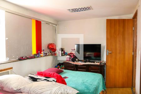 Quarto  de casa à venda com 1 quarto, 650m² em Del Castilho, Rio de Janeiro