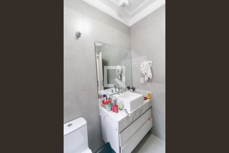 Casa à venda com 695m², 5 quartos e 7 vagas Casa à venda com 695m², 5 quartos e 7 vagasBanheiro do Quarto 3