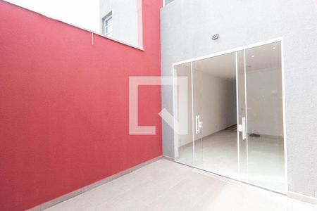 Casa à venda com 69m², 2 quartos e 1 vagaLavanderia
