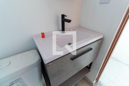 Casa à venda com 69m², 2 quartos e 1 vagaBanheiro da Suíte 1