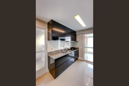 Apartamento à venda com 107m², 3 quartos e 2 vagasCozinha