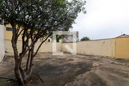 Casa à venda com 92m², 2 quartos e 3 vagas Casa à venda com 92m², 2 quartos e 3 vagasQuintal