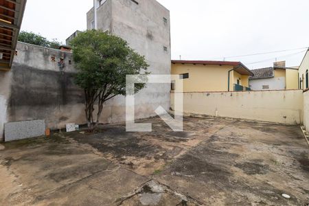 Casa à venda com 92m², 2 quartos e 3 vagas Casa à venda com 92m², 2 quartos e 3 vagasQuintal