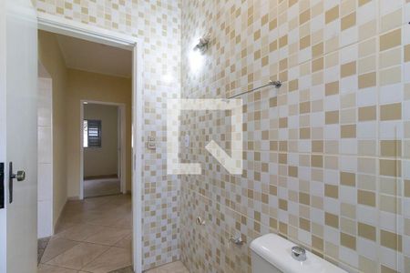 Casa à venda com 92m², 2 quartos e 3 vagas Casa à venda com 92m², 2 quartos e 3 vagasBanheiro social