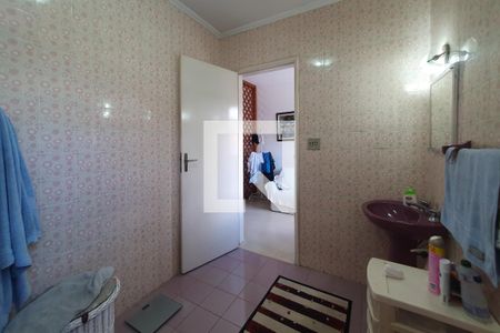 Casa à venda com 267m², 3 quartos e 4 vagas Casa à venda com 267m², 3 quartos e 4 vagasBanheiro da Suíte 1