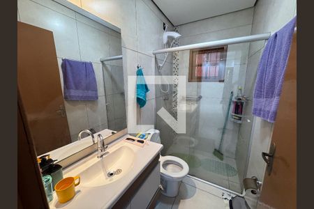 Casa à venda com 169m², 2 quartos e 2 vagasBanheiro