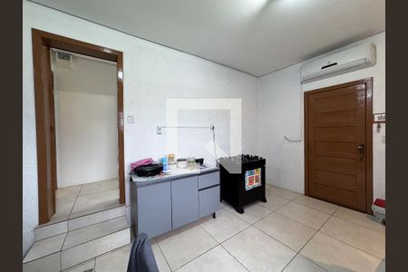 Casa à venda com 169m², 2 quartos e 2 vagasEdícula