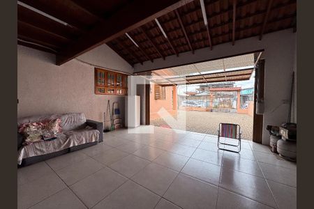 Casa à venda com 169m², 2 quartos e 2 vagasEdícula