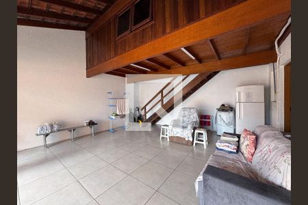 Casa à venda com 169m², 2 quartos e 2 vagasEdícula
