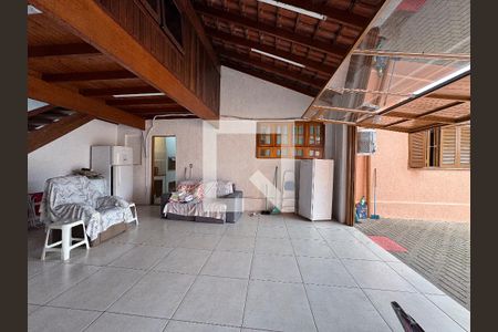 Casa à venda com 169m², 2 quartos e 2 vagasEdícula